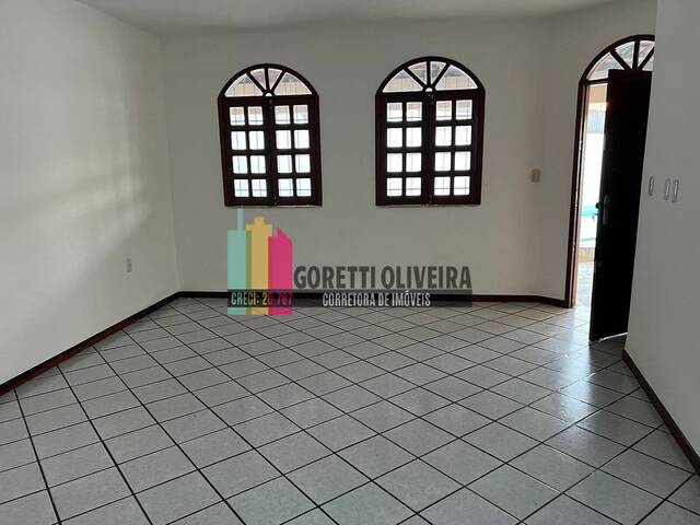 Casa para Venda em Feira de Santana - 4