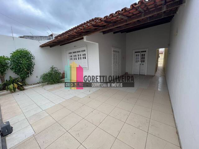 #153 - Casa para Venda em Feira de Santana - BA - 2