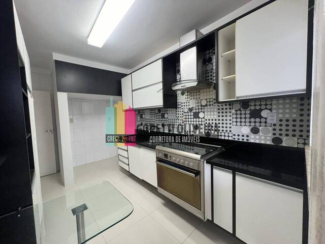 Casa em condomínio para Venda em Feira de Santana - 4