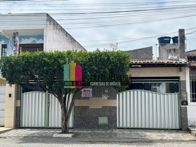 #606 - Casa para Venda em Feira de Santana - BA - 1