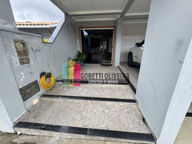 Casa para Venda em Feira de Santana - 2