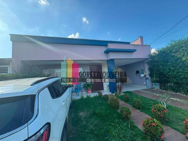 Casa para Venda em Feira de Santana - 2
