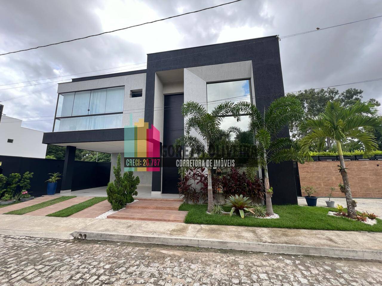 Vendo Casa de Alto Padrão em Residencial no Papagaio com 4 suites e piscina