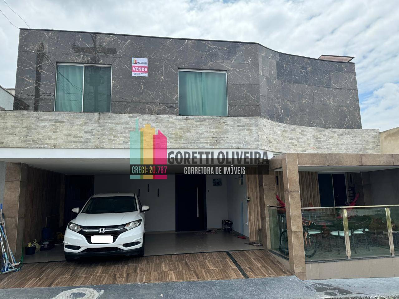 Vendo Casa com 4 suítes, Energia Solar no Residencial Viva Mais