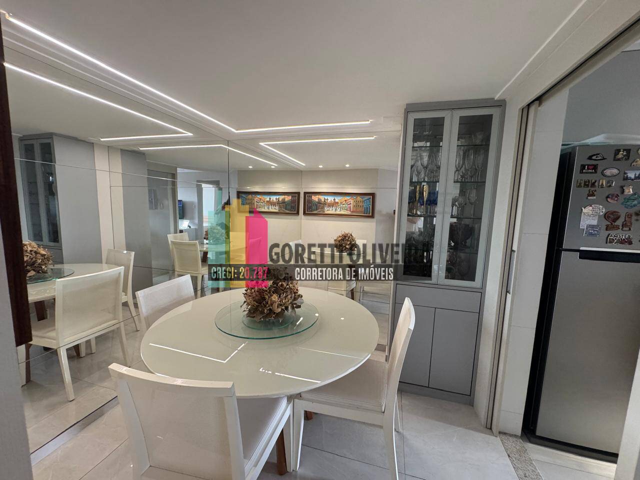 Vendo apartamento no Condomínio Senador Life com 2 quartos (1 suite)