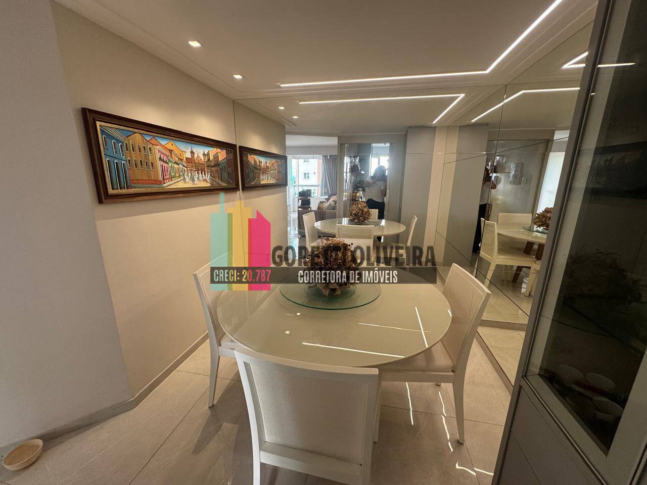 Vendo apartamento no Condomínio Senador Life com 2 quartos (1 suite)