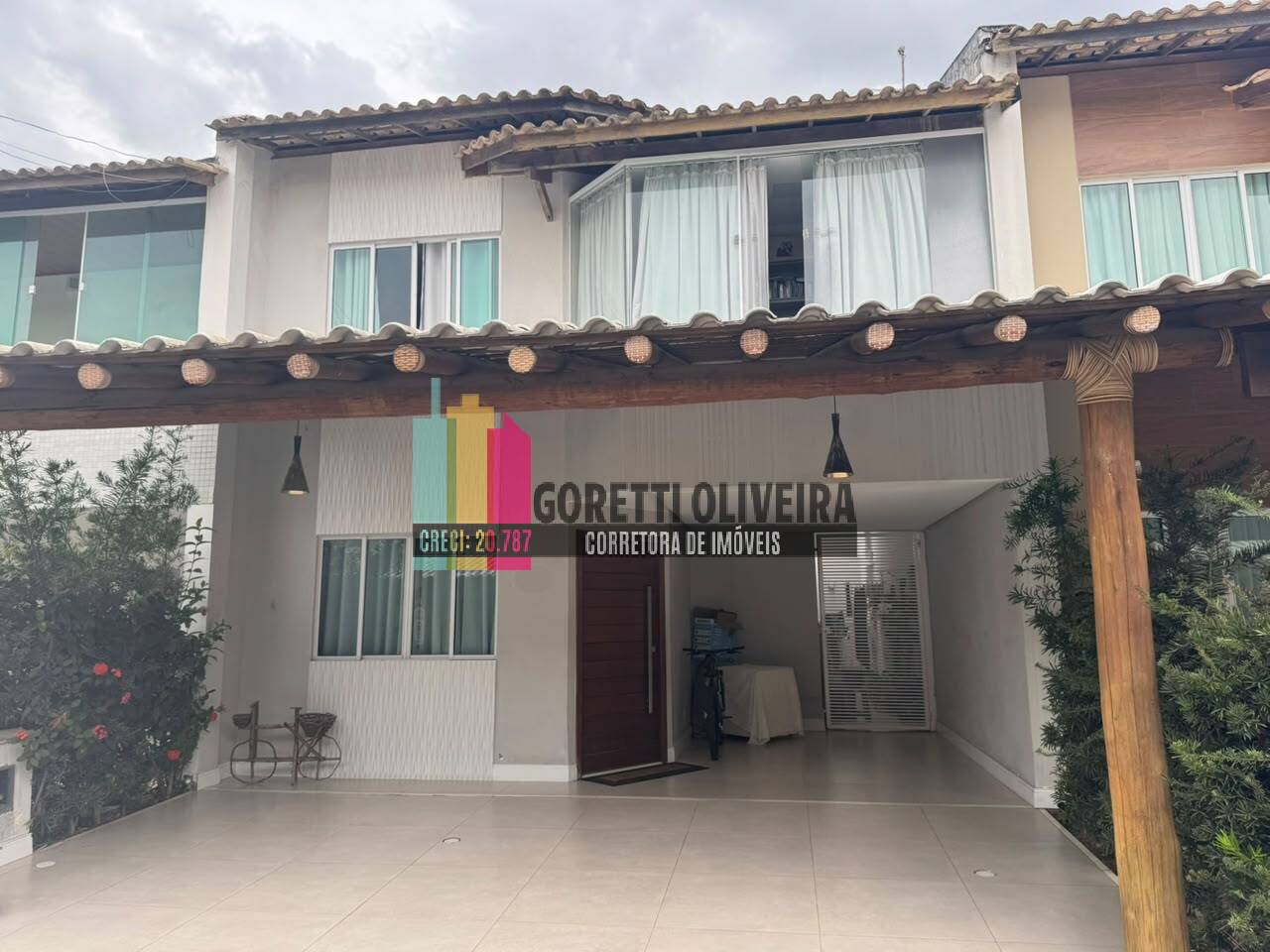 Vendo Casa no Condomínio Lotus com 4 quartos (duas suítes) no SIM